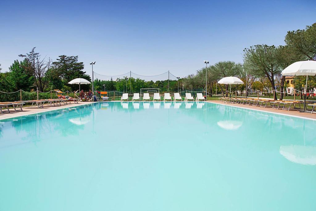 Adamo Ed Eva Resort Numana Exterior foto