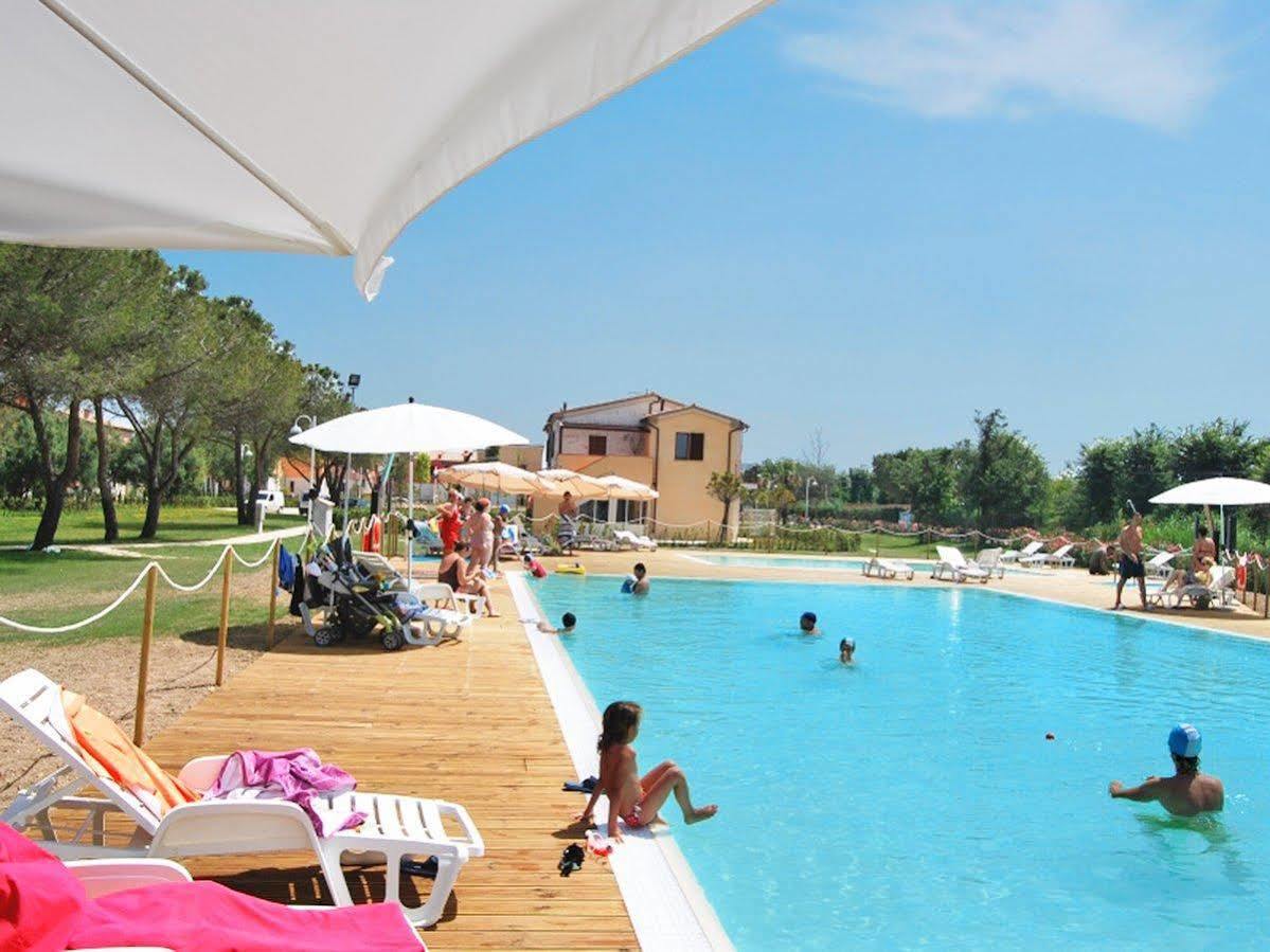Adamo Ed Eva Resort Numana Exterior foto